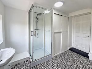 Photo 16- click for photo gallery